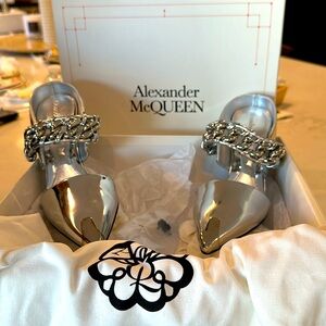 Authentic, beautiful, new, never worn Alexander McQueen silver pumps size 7.
